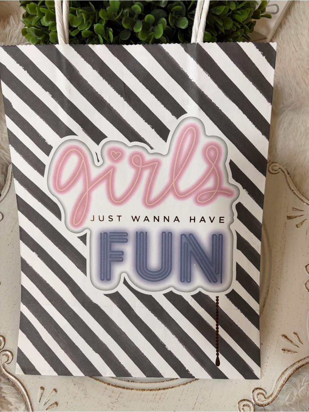 Gift bags bundle